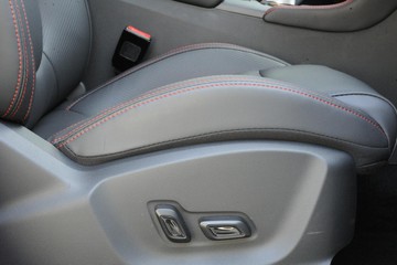 https://dvg-vehicle-assets.s3.amazonaws.com/C23219/eu96l5uxig4rmkktxnbjllxno.jpg