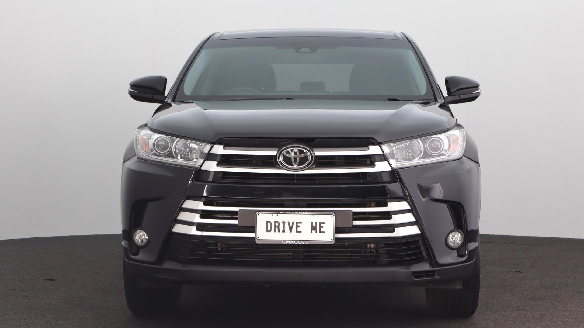 Toyota Kluger image 2