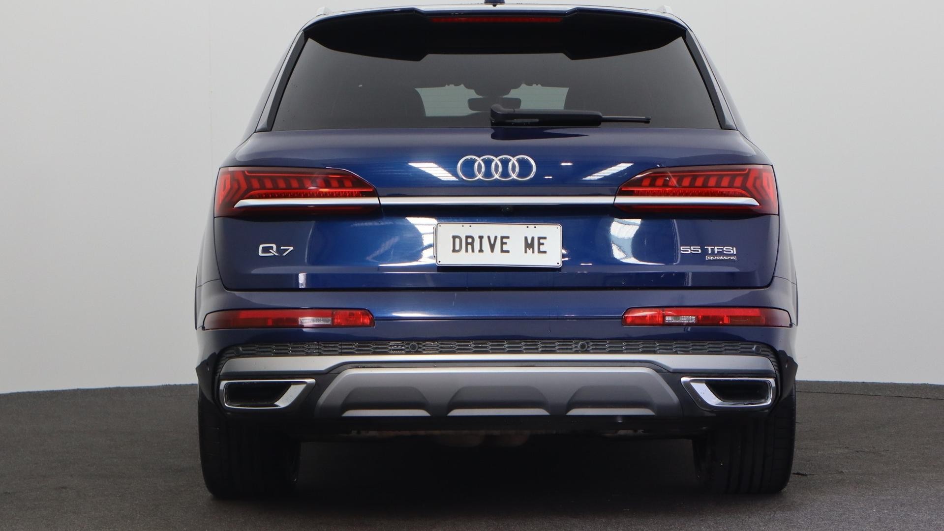 Audi Q7 image 3