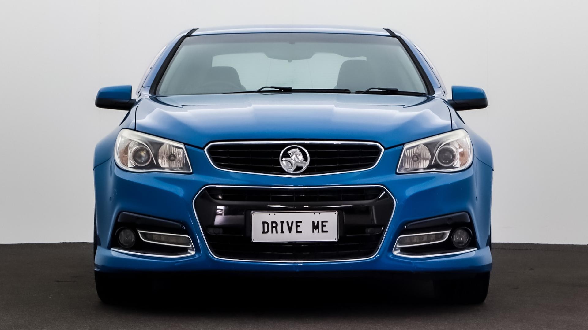 Holden Commodore image 2