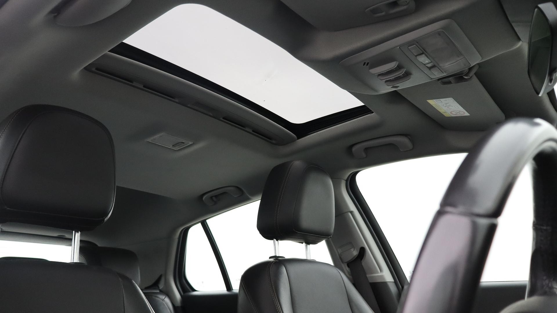 Holden Trax image 4