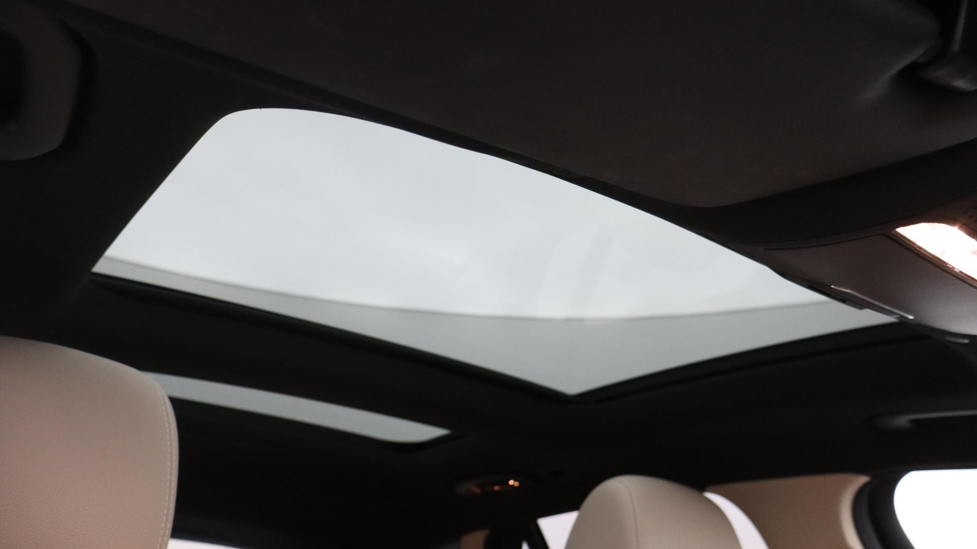 Mercedes Benz Glc-class image 4