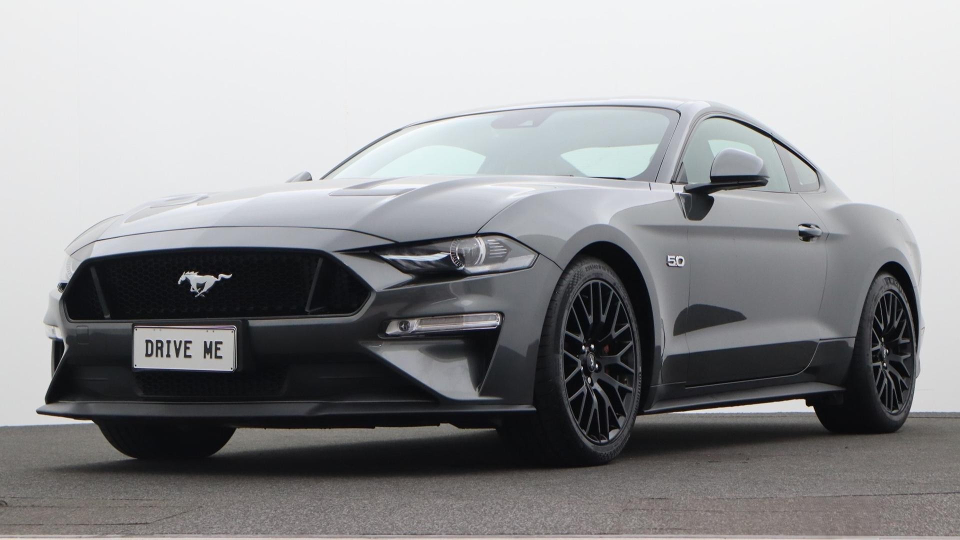 Ford Mustang image 1