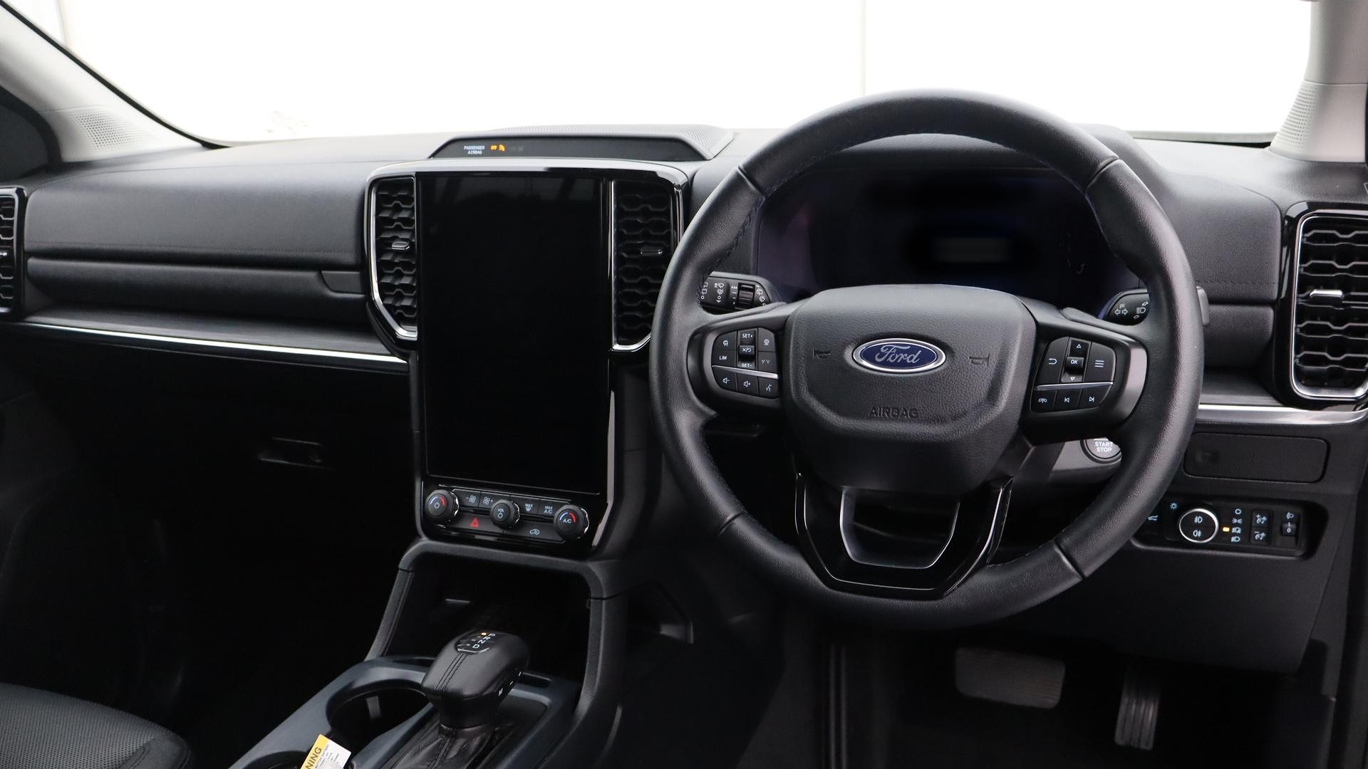 Ford Everest image 4
