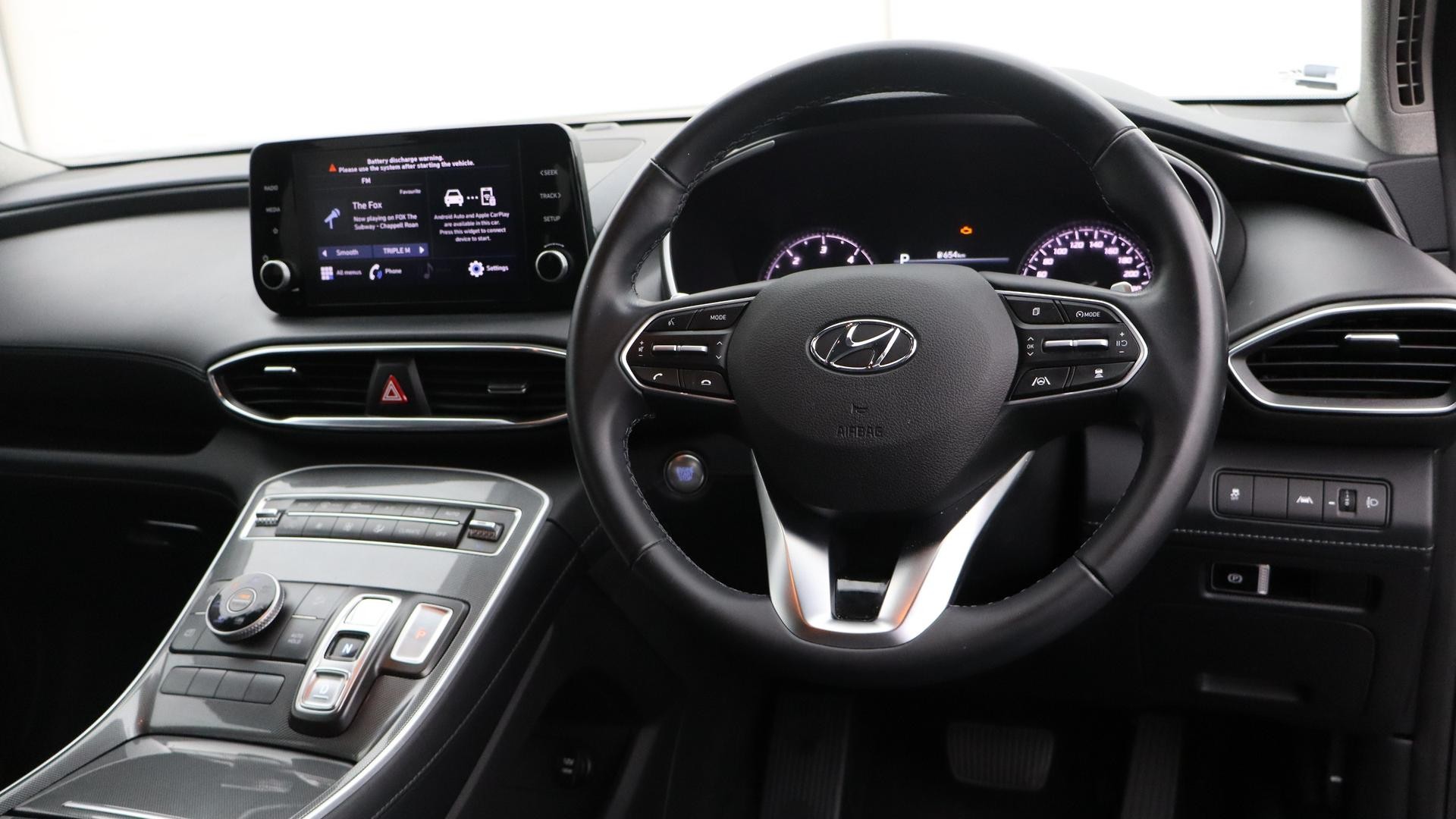 Hyundai Santa Fe image 4