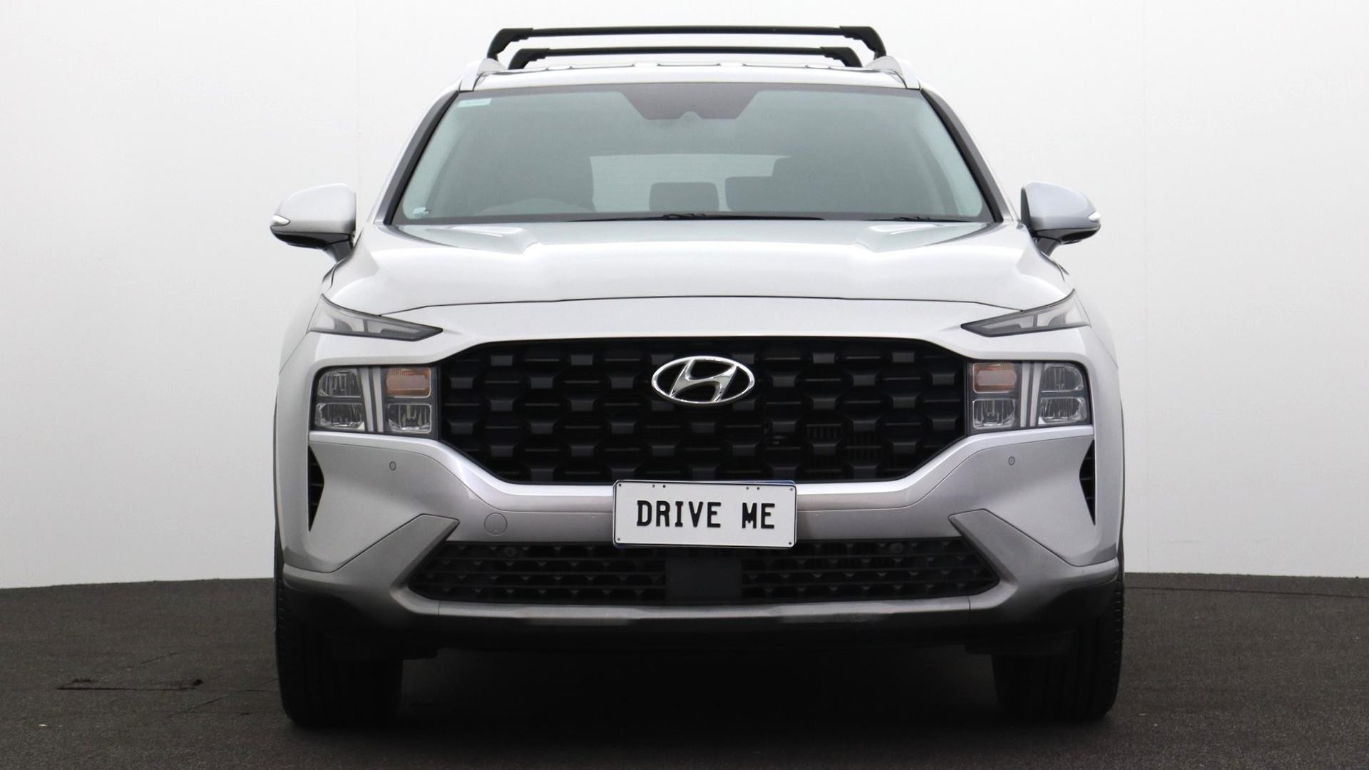 Hyundai Santa Fe image 2