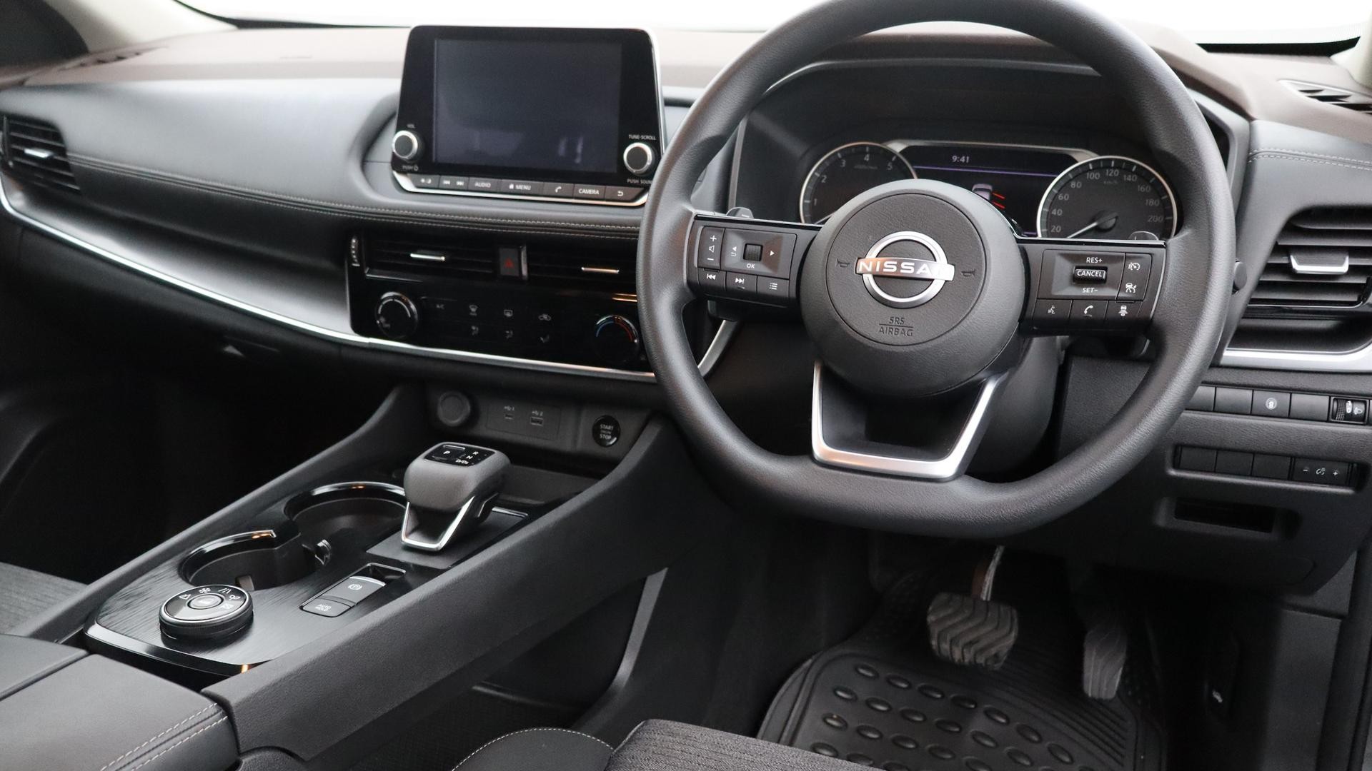 Nissan X-trail image 4