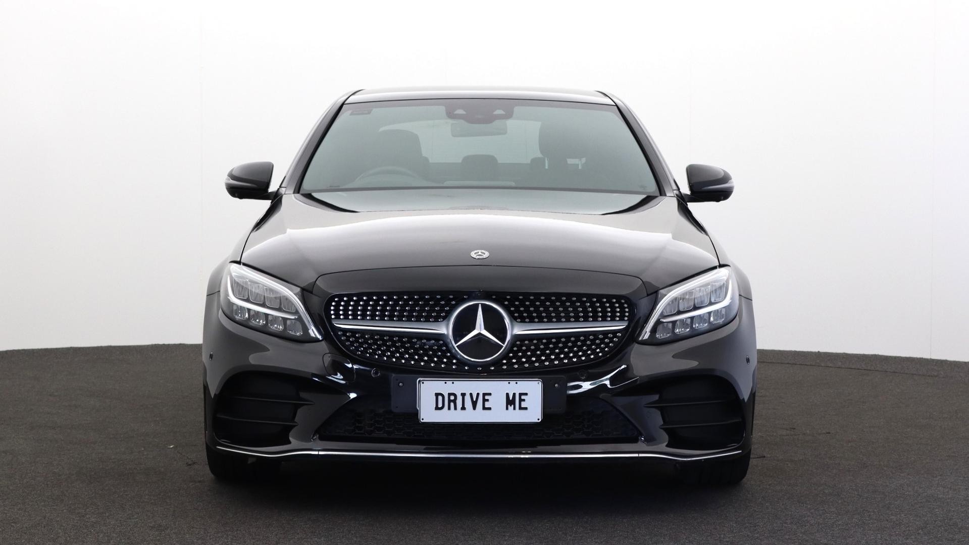 Mercedes Benz C-class image 2