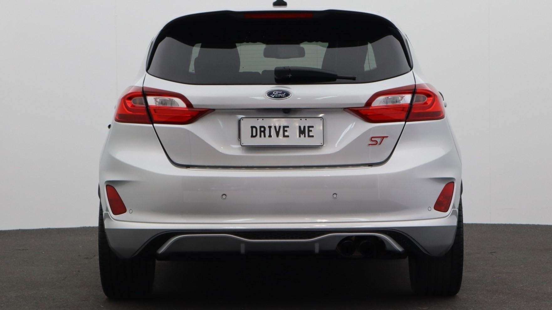 Ford Fiesta image 3