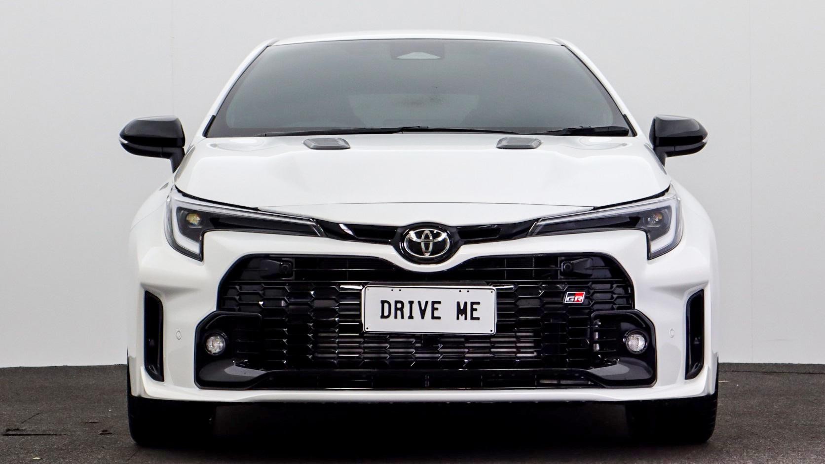 Toyota Corolla image 2
