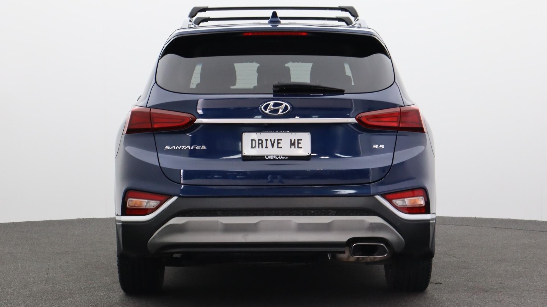 Hyundai Santa Fe image 3