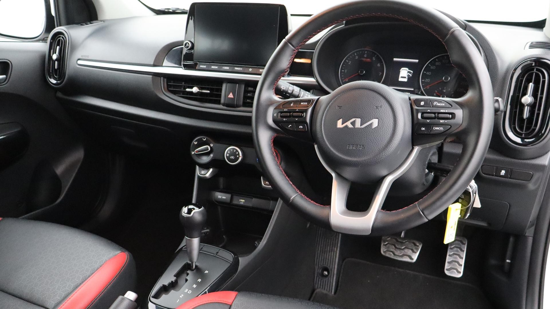 Kia Picanto image 4