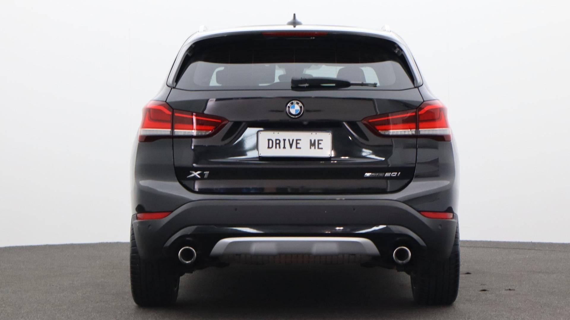BMW X1 image 3
