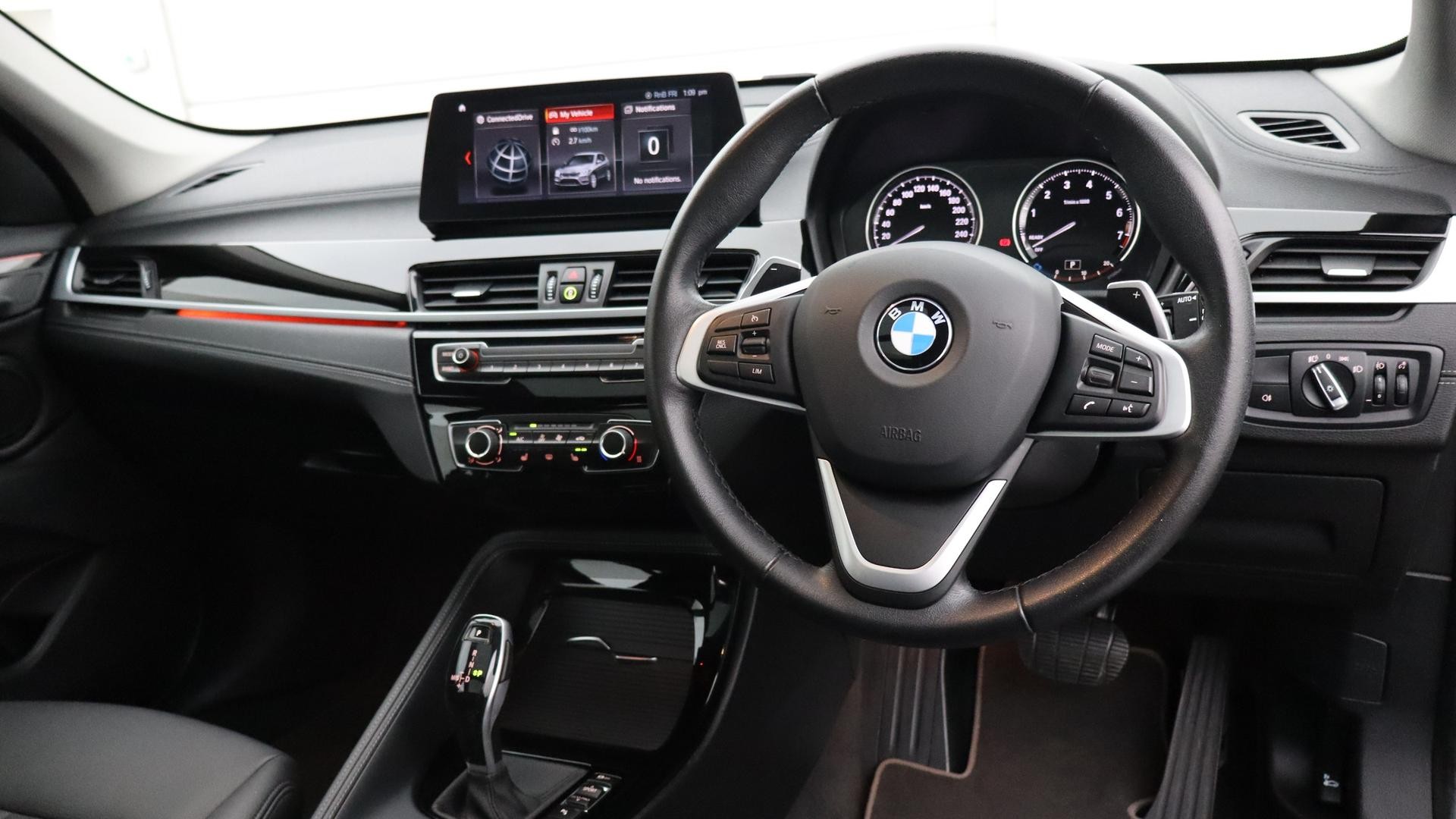 BMW X1 image 4