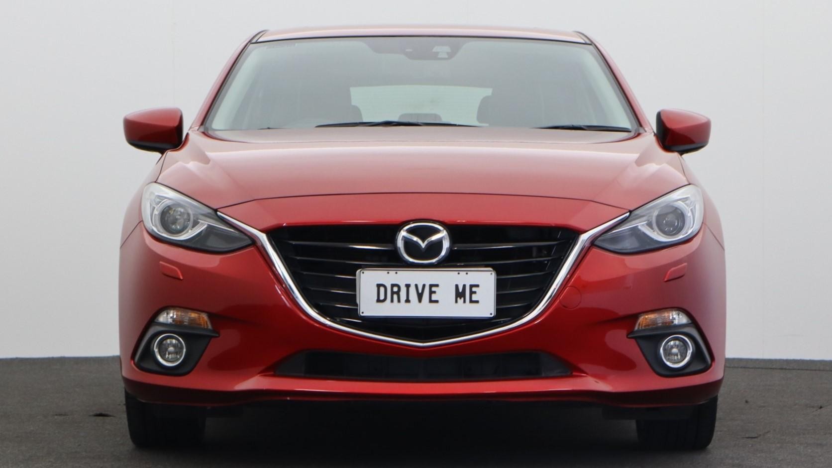 Mazda 3 image 2
