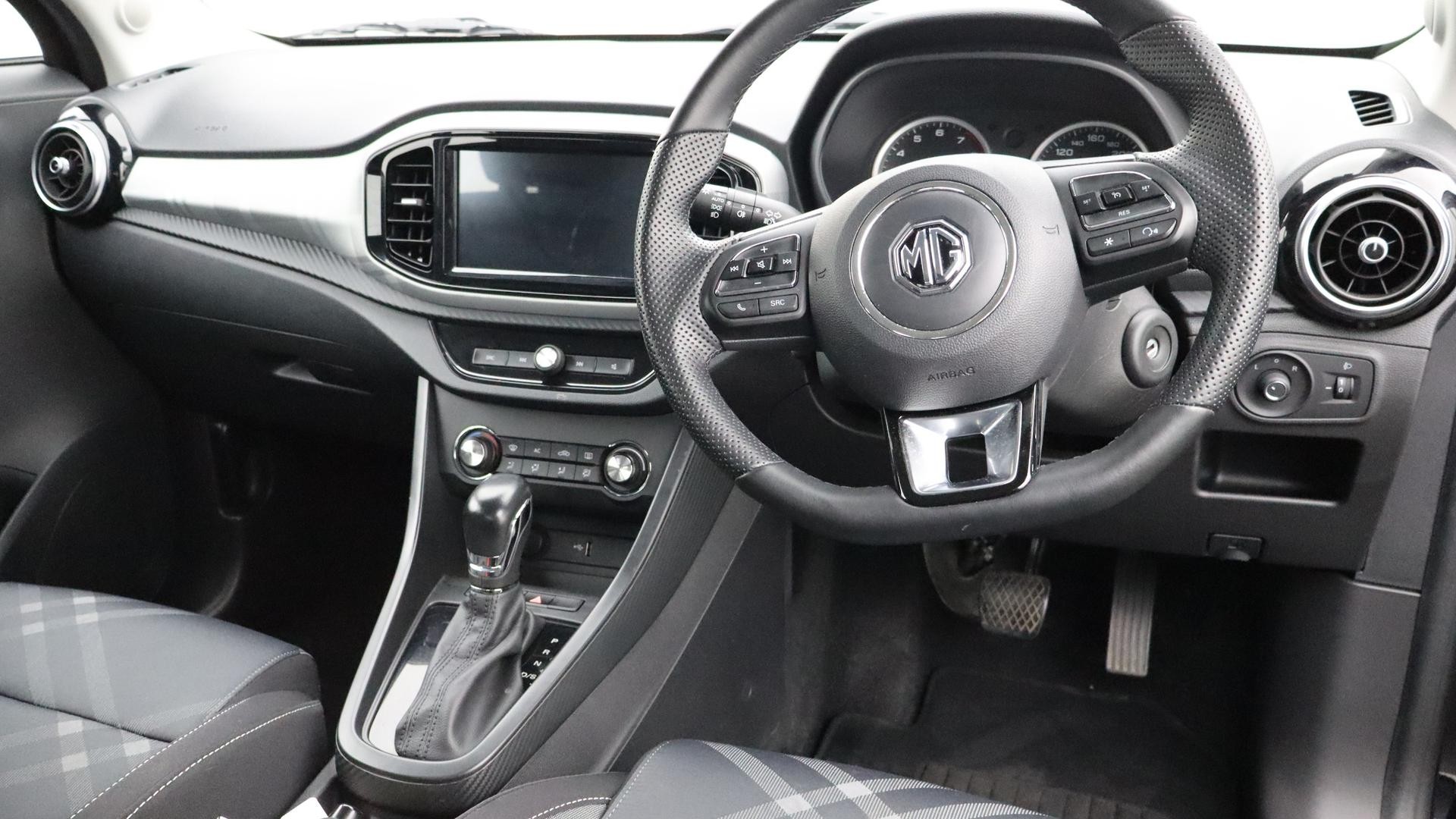 MG Mg3 image 4