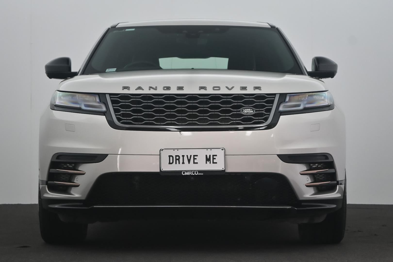 Land Rover Range Rover Velar image 2