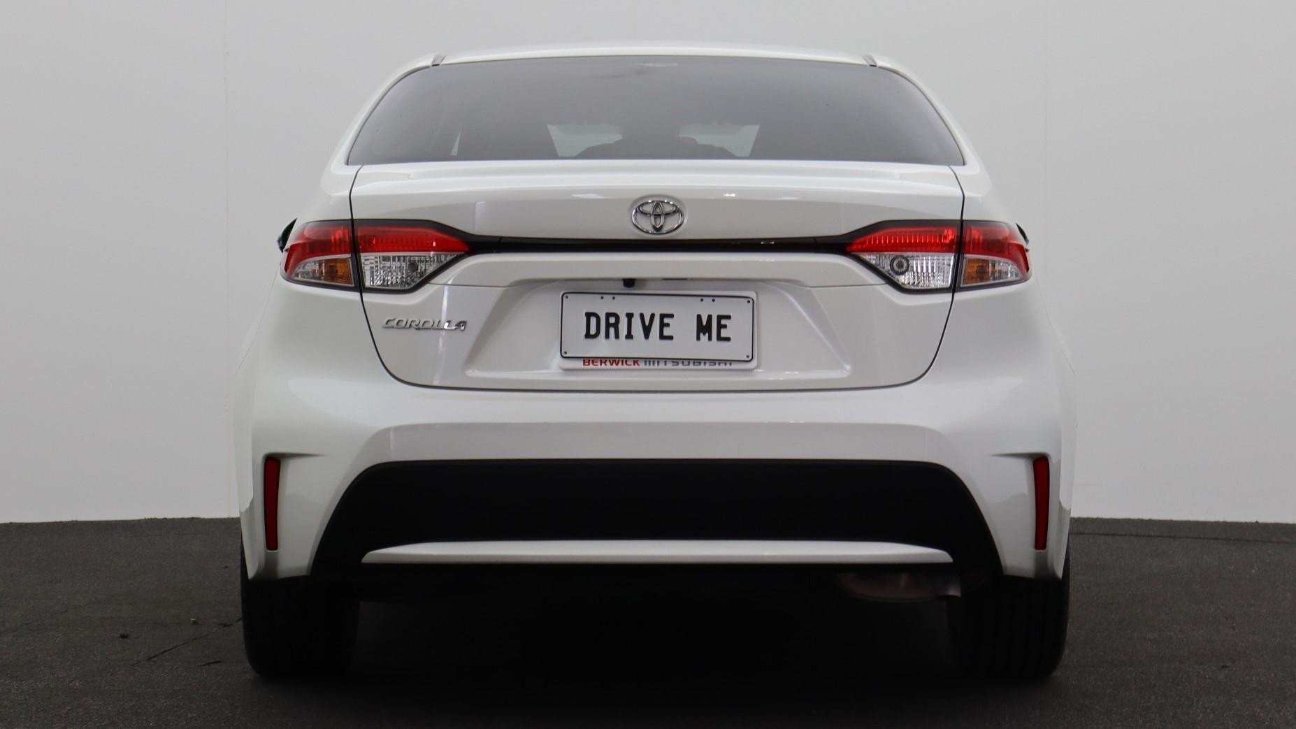 Toyota Corolla image 3