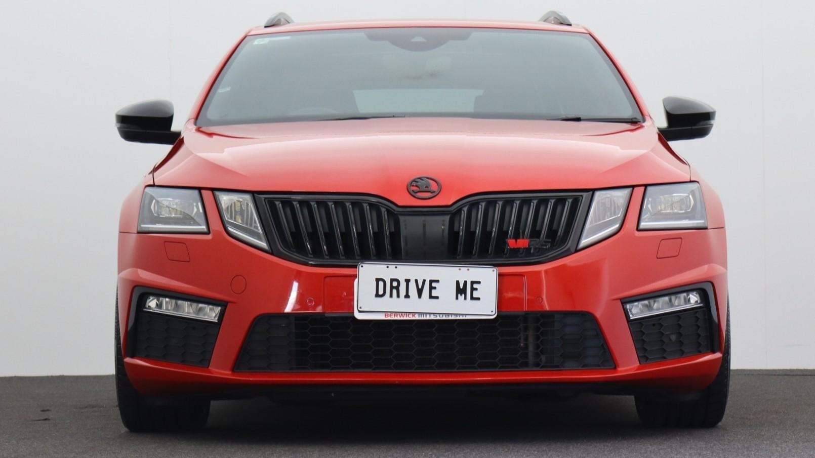 Skoda Octavia image 2
