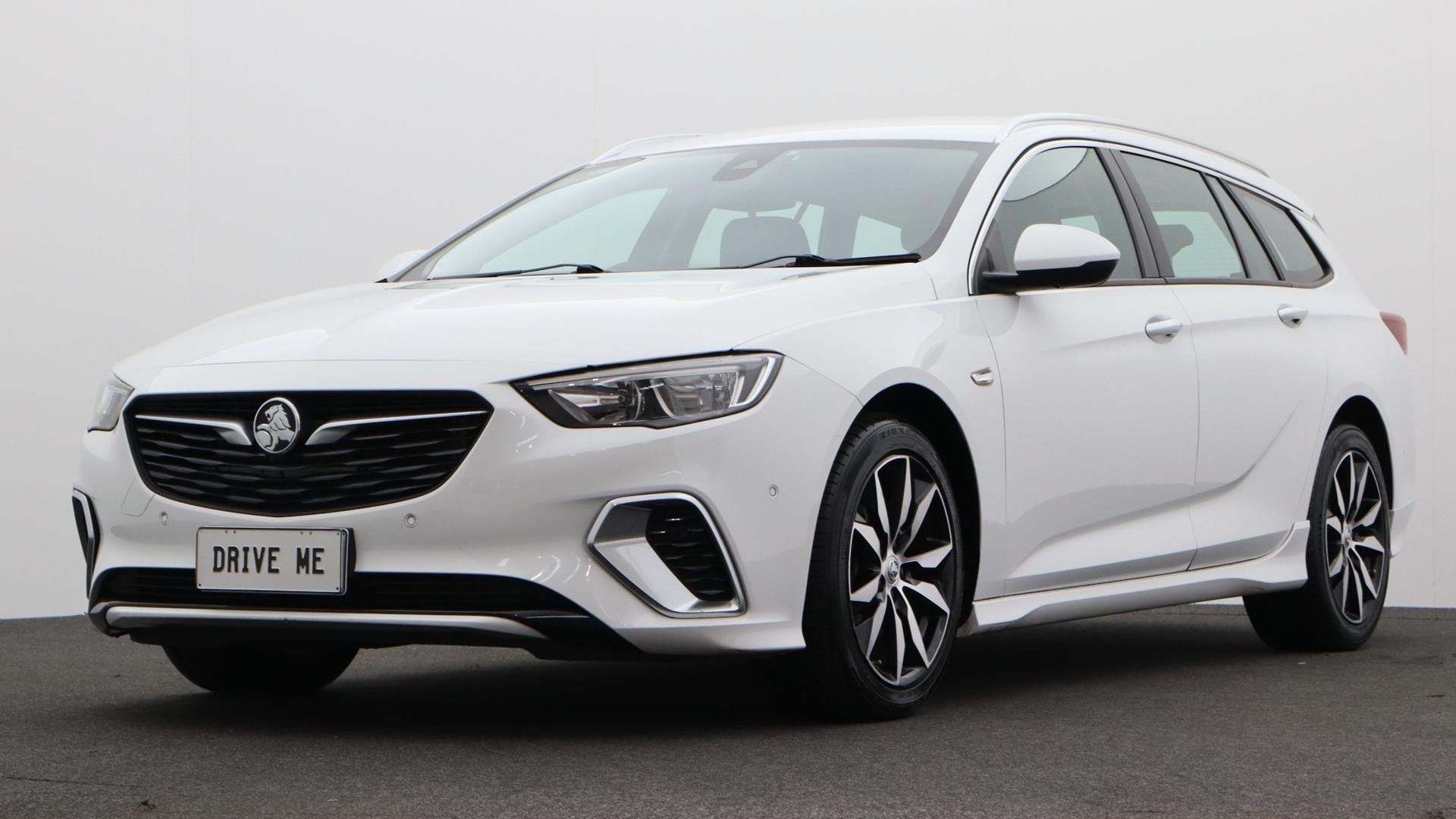 Holden Commodore image 1