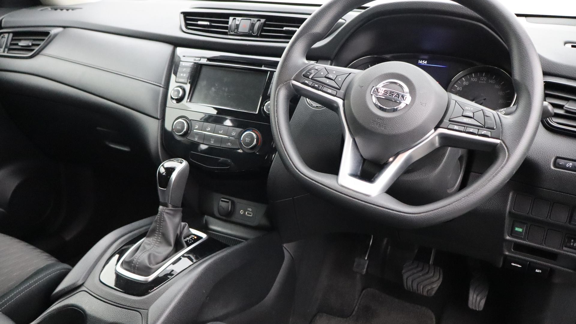 Nissan X-trail image 4