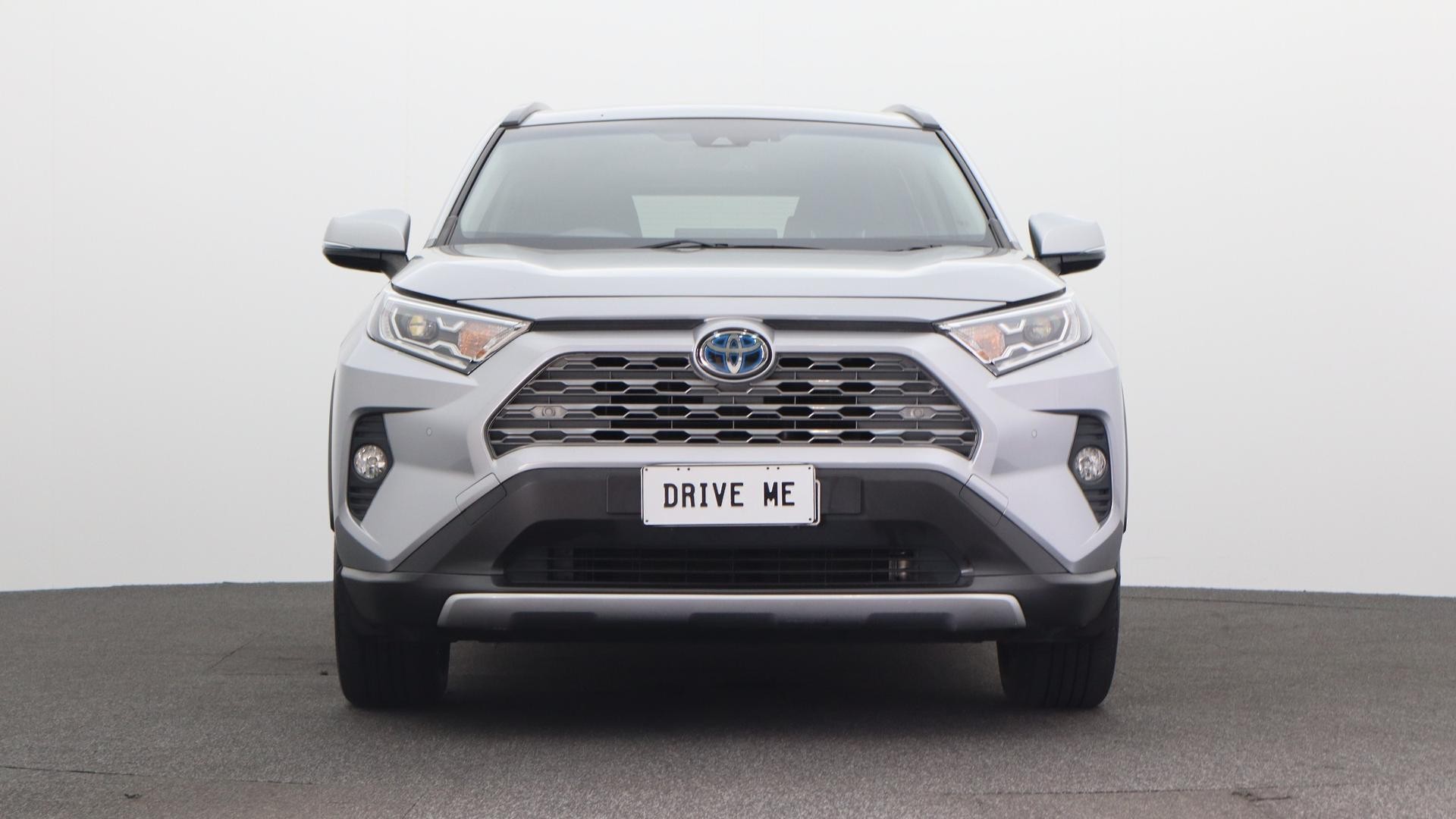 Toyota Rav4 image 2