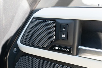 https://dvg-vehicle-assets.s3.amazonaws.com/C2605/d2jtz7o6aq9d1opcrpb8wemo0.jpg
