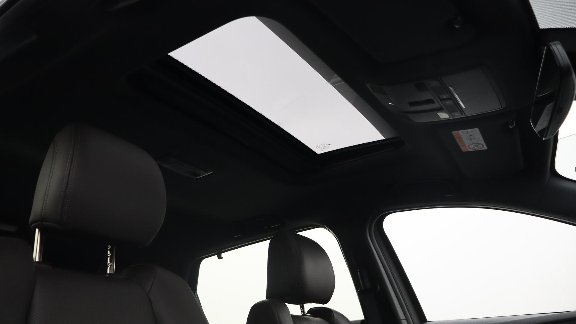 Mazda Cx-9 image 4