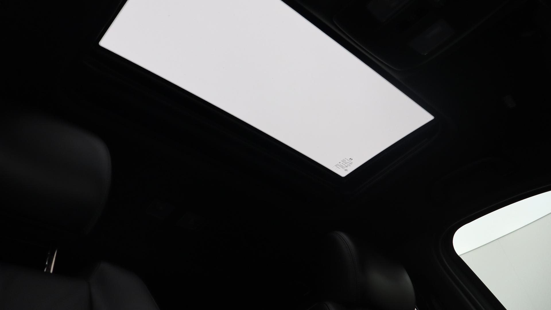 Mazda Cx-8 image 4