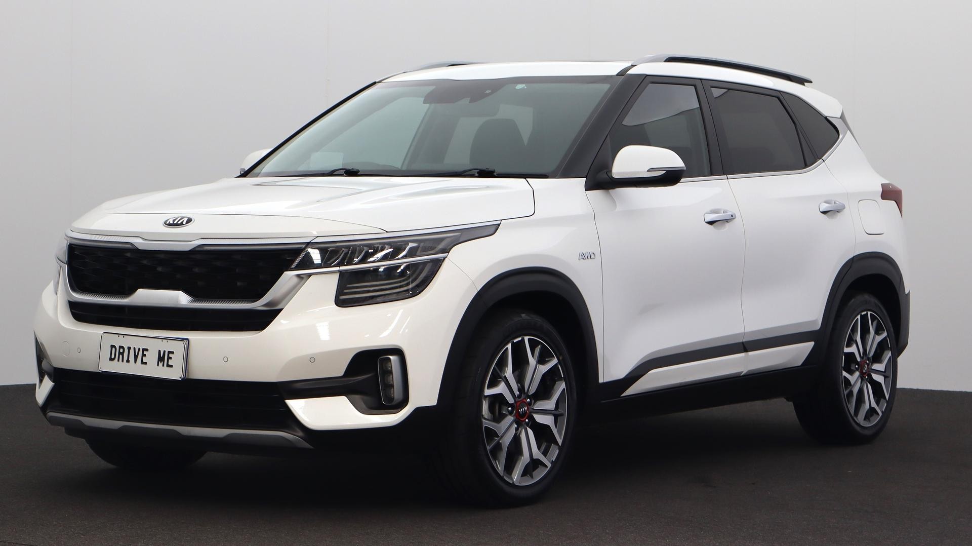 Kia Seltos image 1