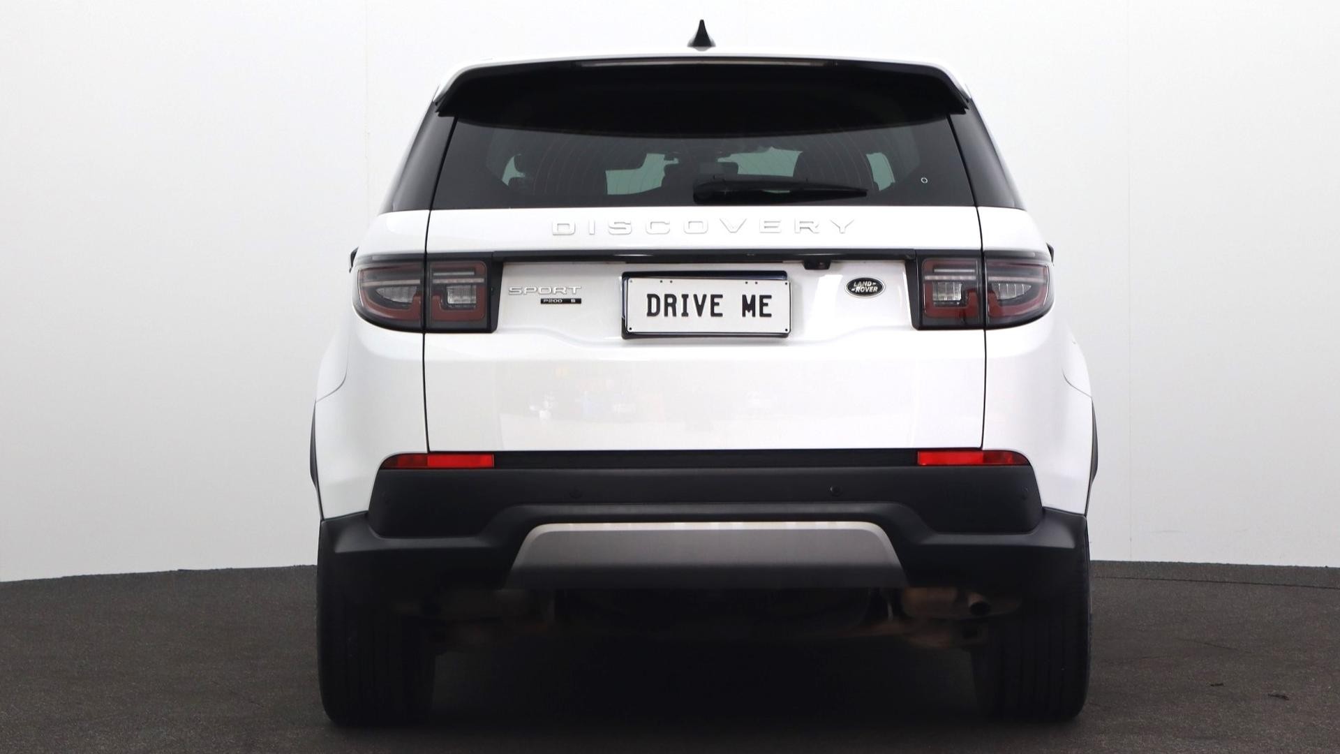 Land Rover Discovery Sport image 3