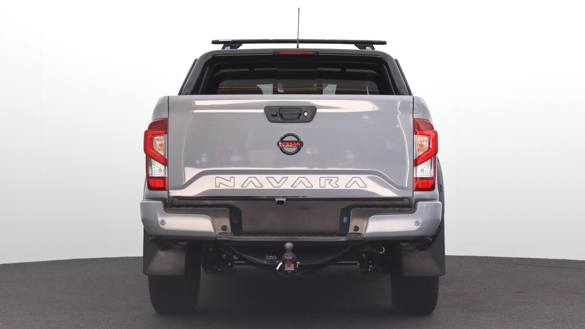 Nissan Navara image 3