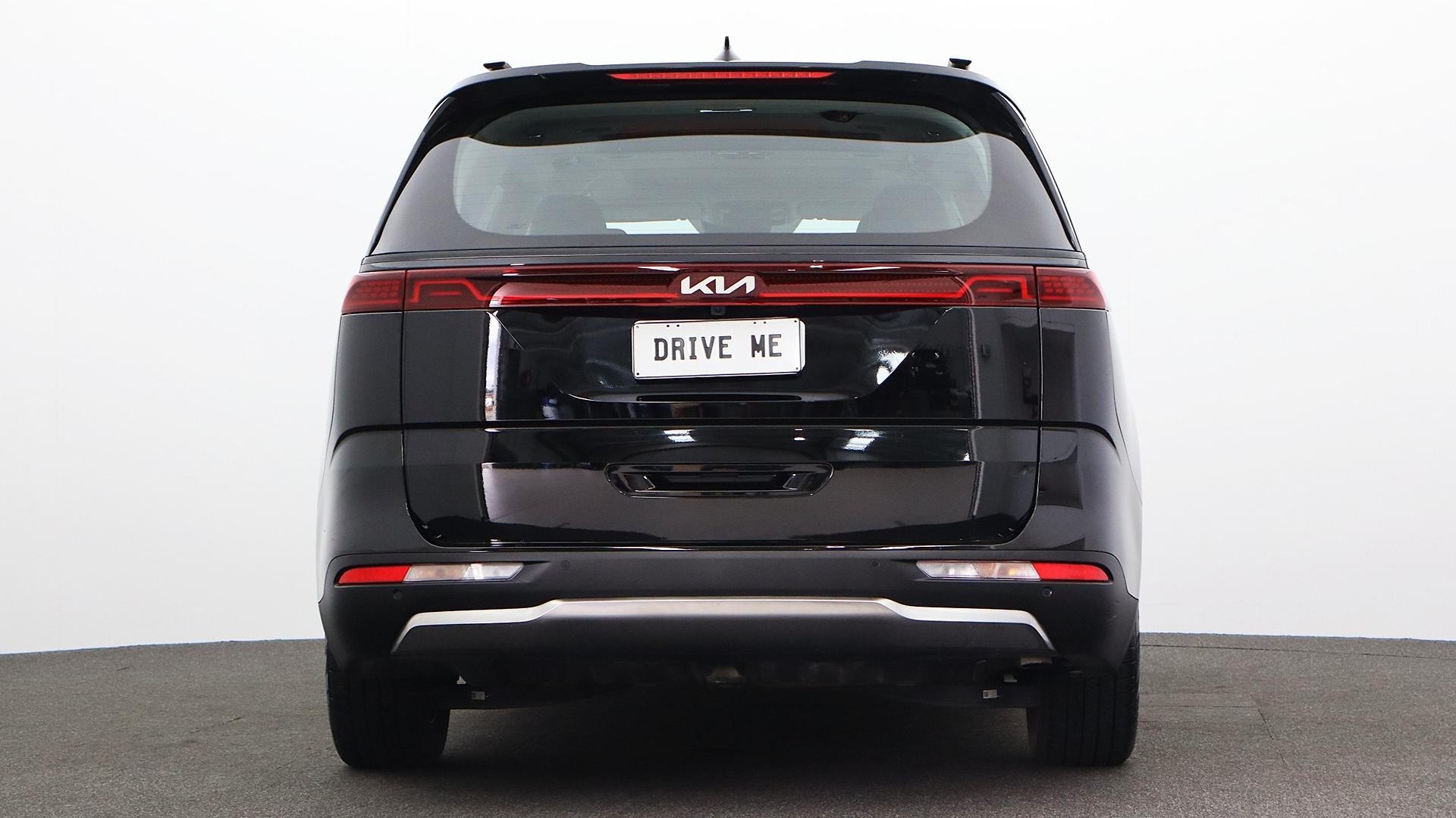 Kia Carnival image 3