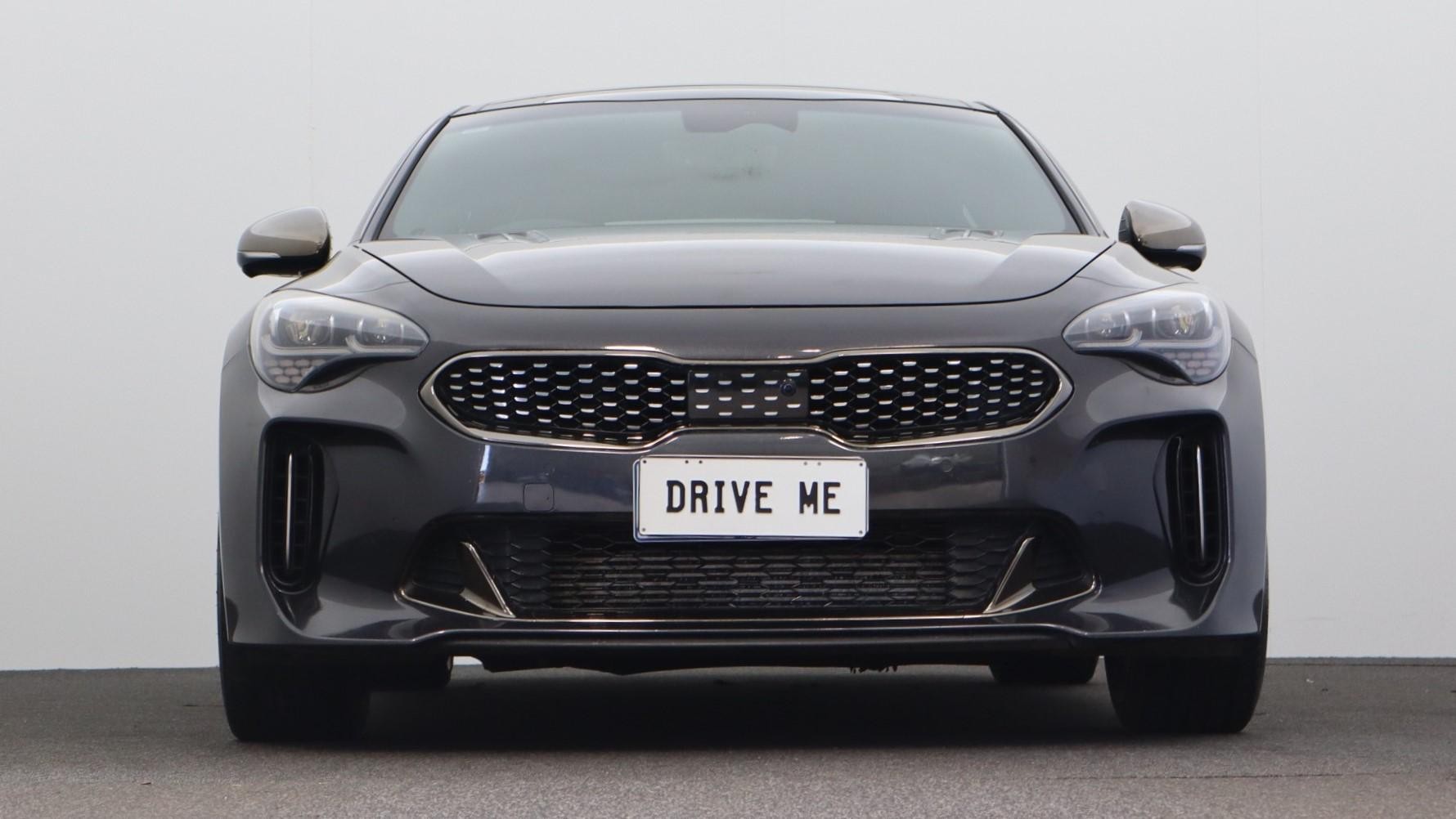 Kia Stinger image 2