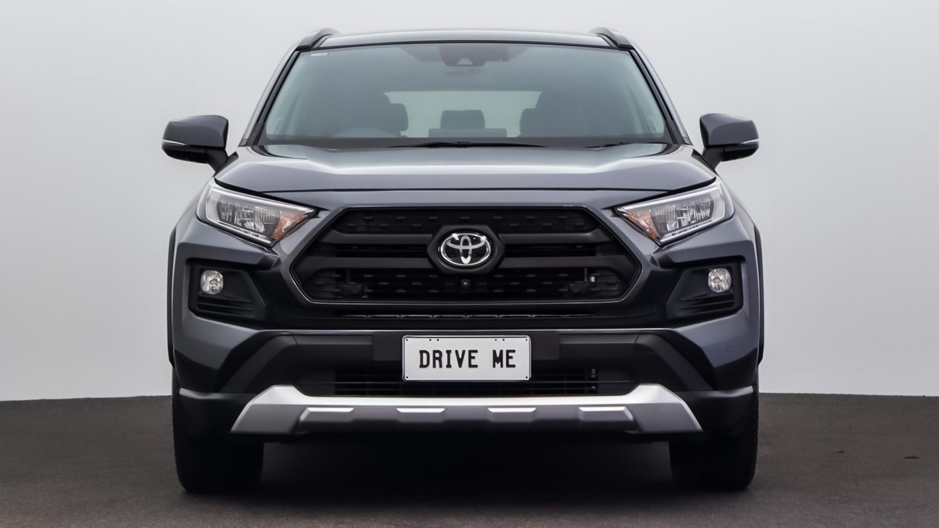 Toyota Rav4 image 2