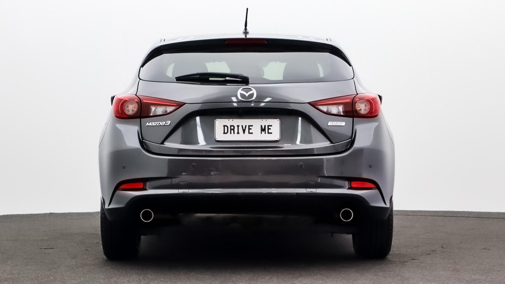 Mazda 3 image 3