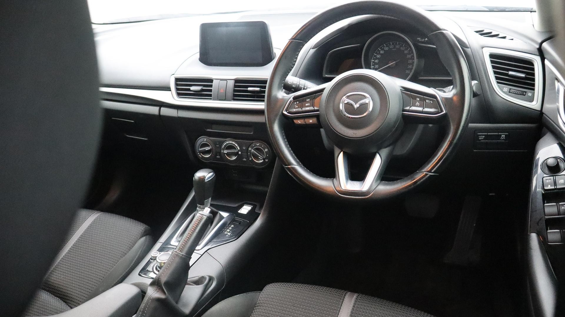 Mazda 3 image 4