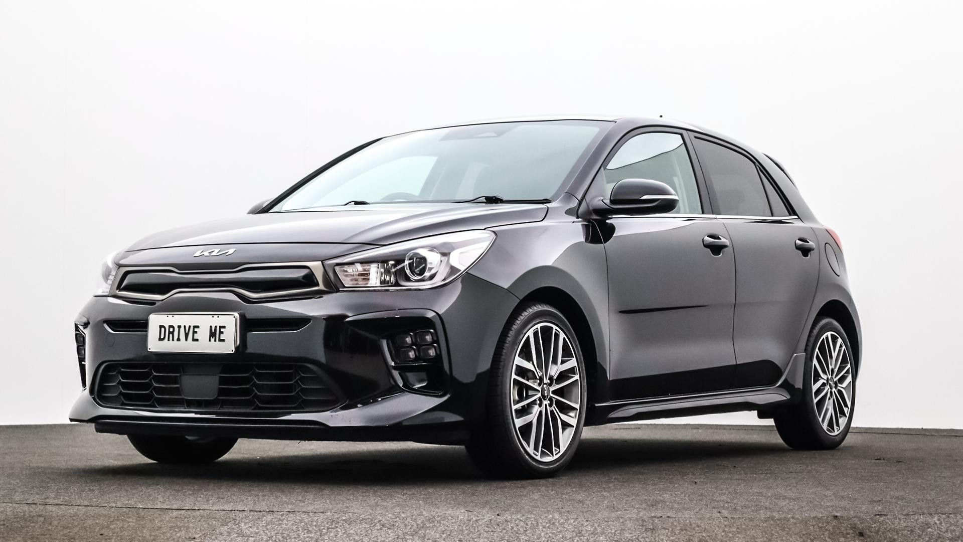Kia Rio image 1