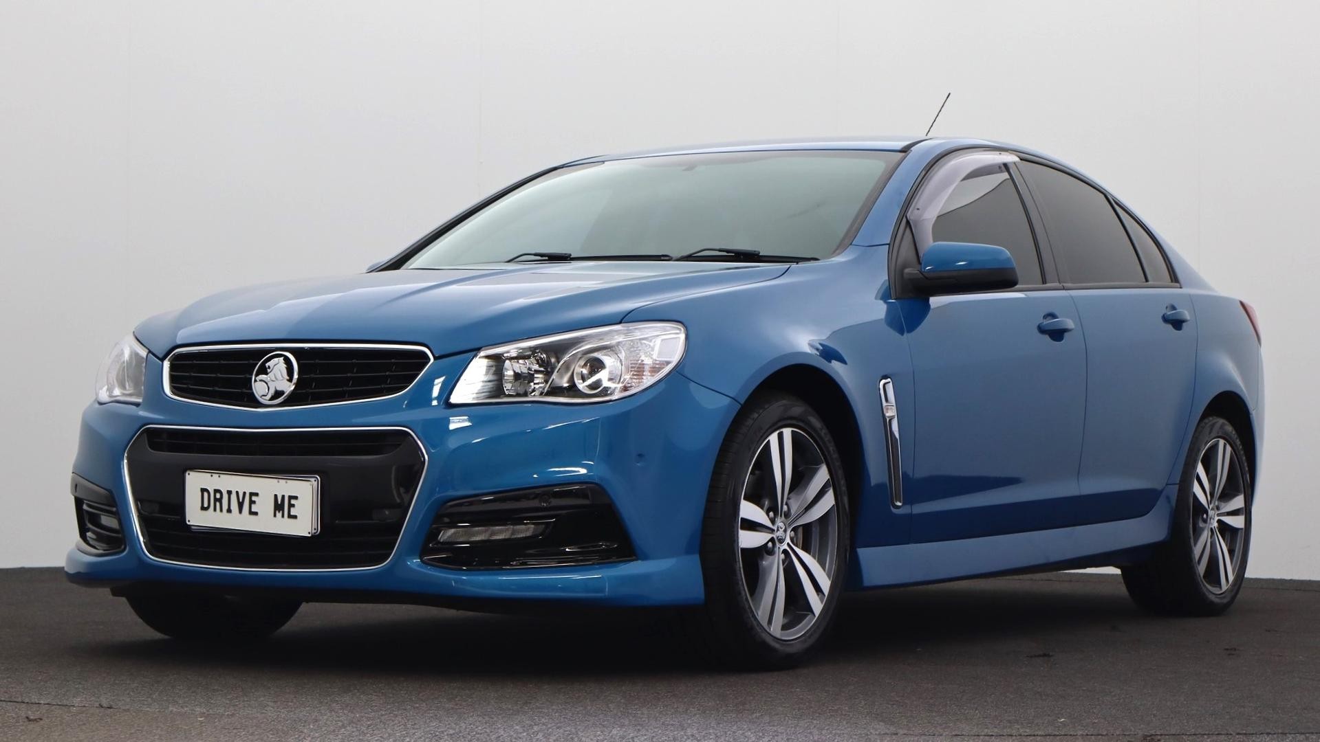 Holden Commodore image 1