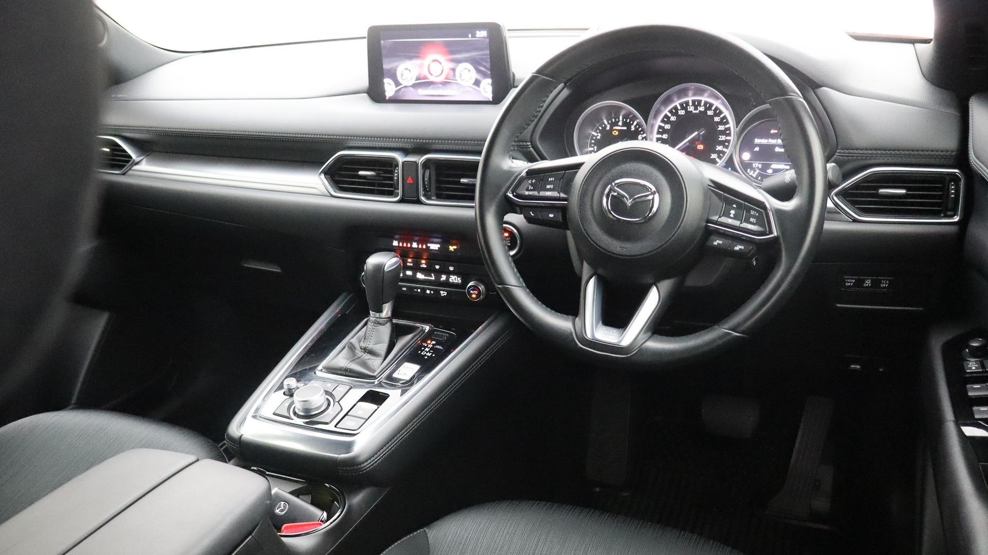 Mazda Cx-8 image 4