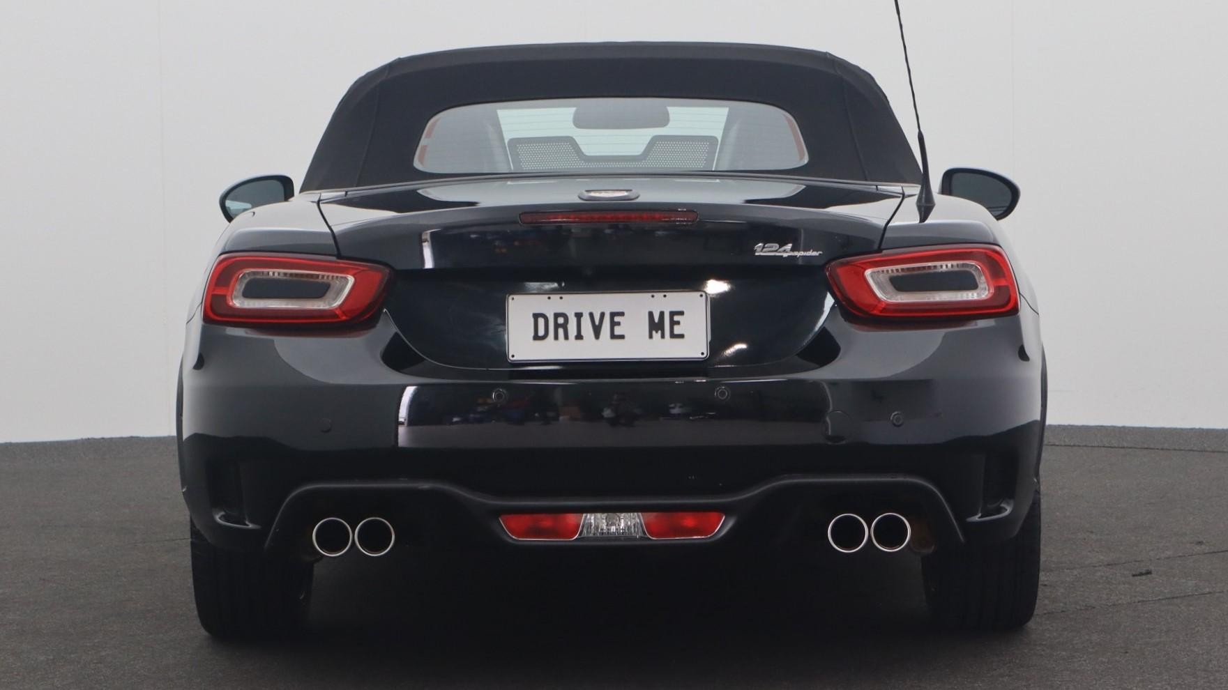 Abarth 124 image 3