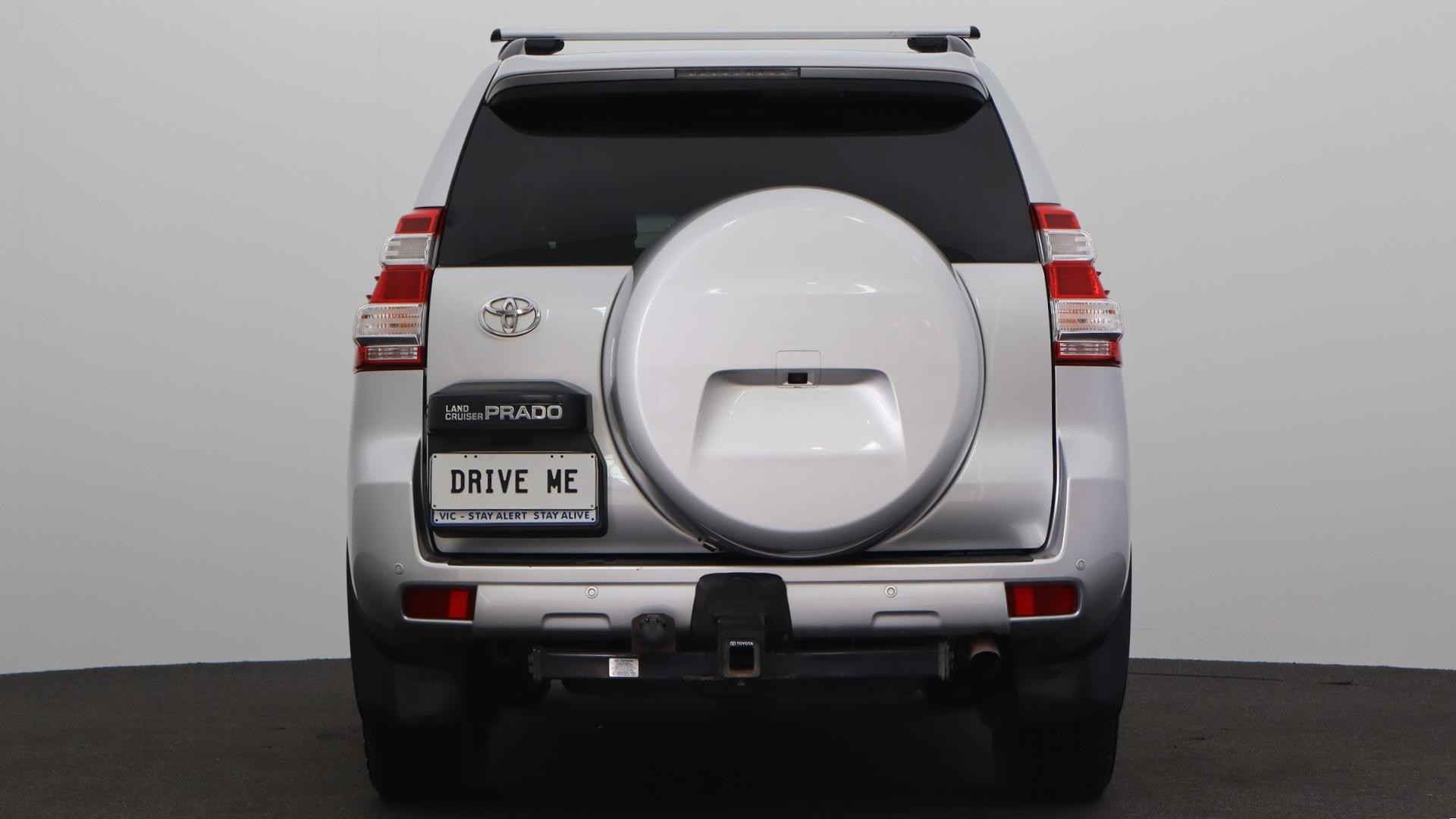 Toyota Landcruiser Prado image 3