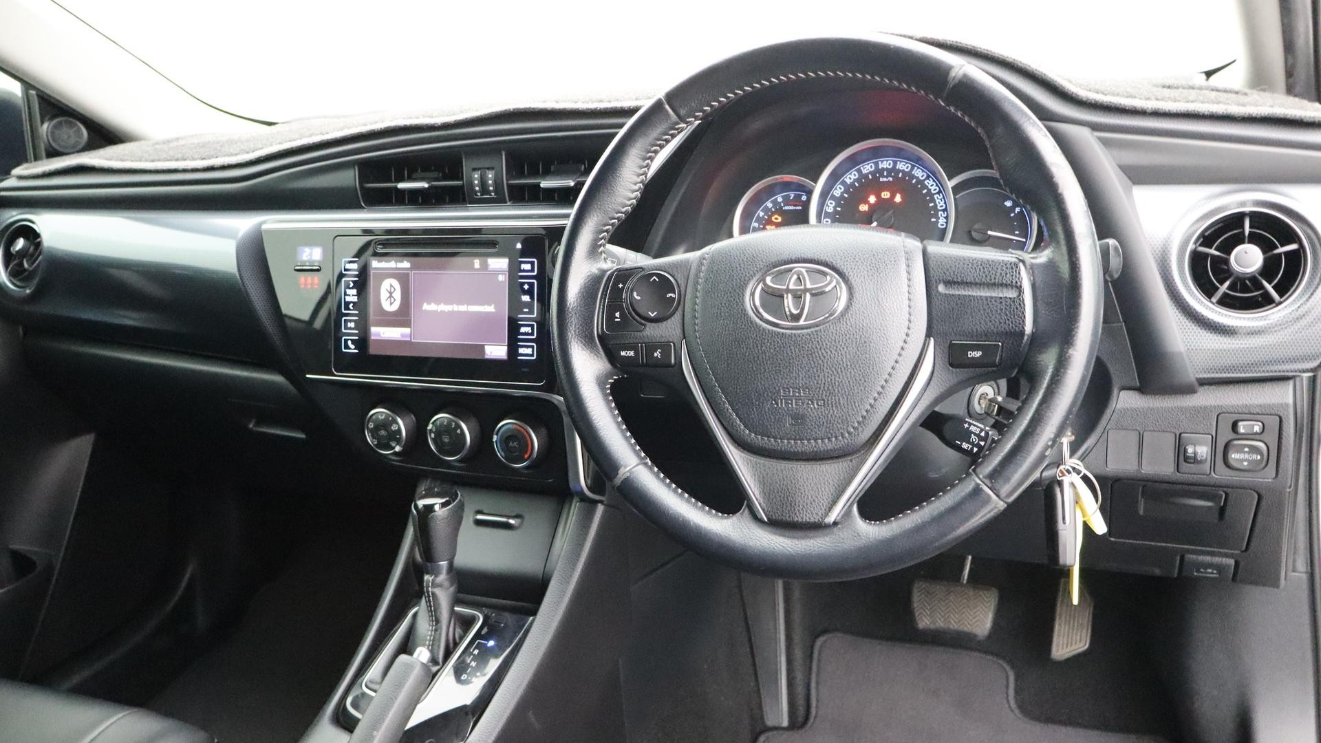 Toyota Corolla image 4