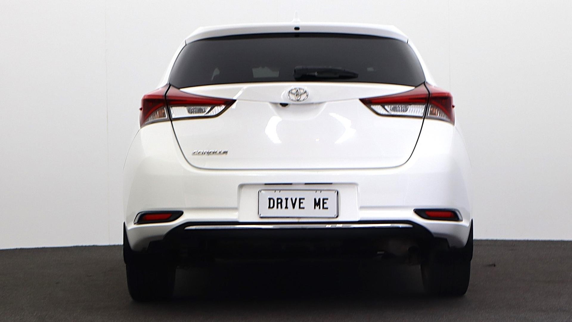 Toyota Corolla image 3