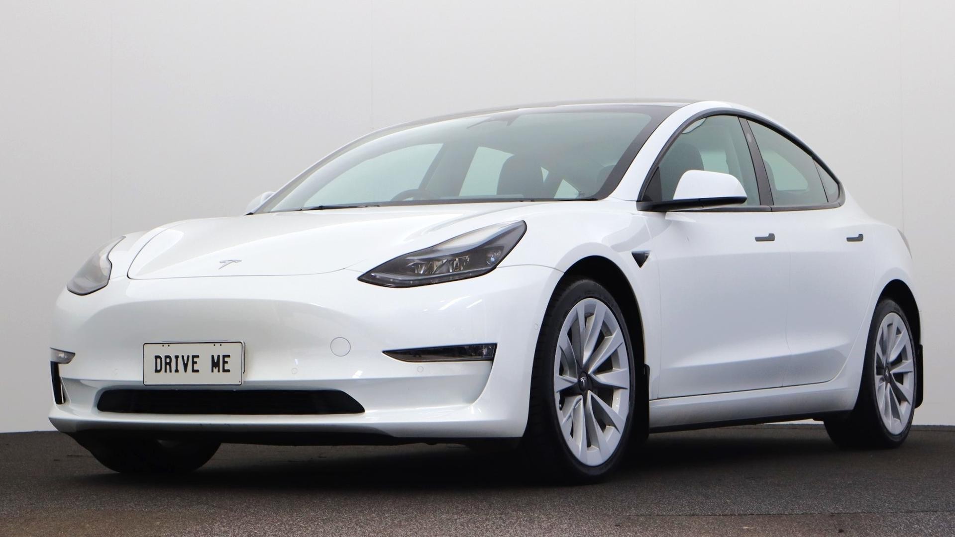 Tesla Model 3 image 1