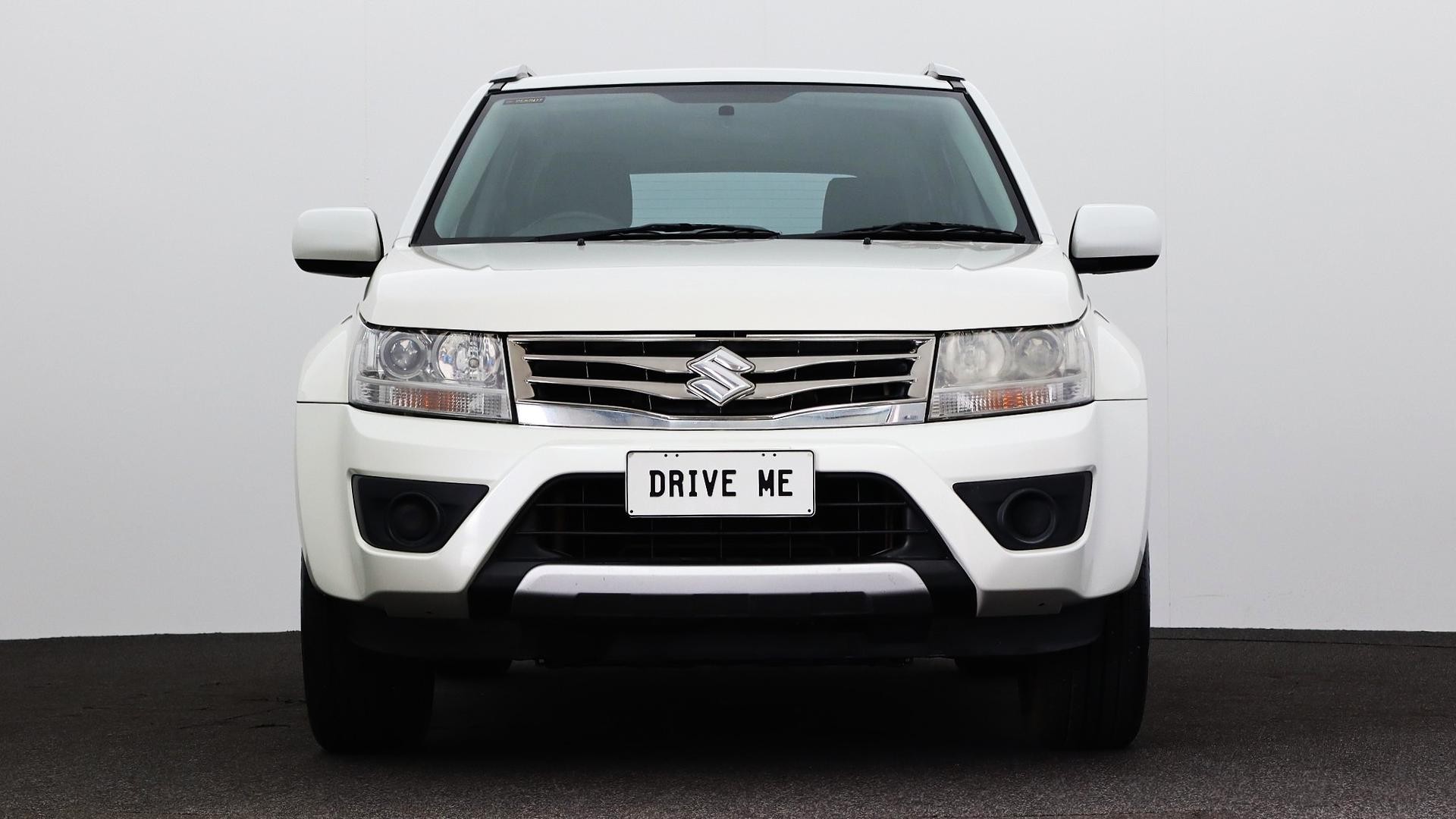 Suzuki Grand Vitara image 2