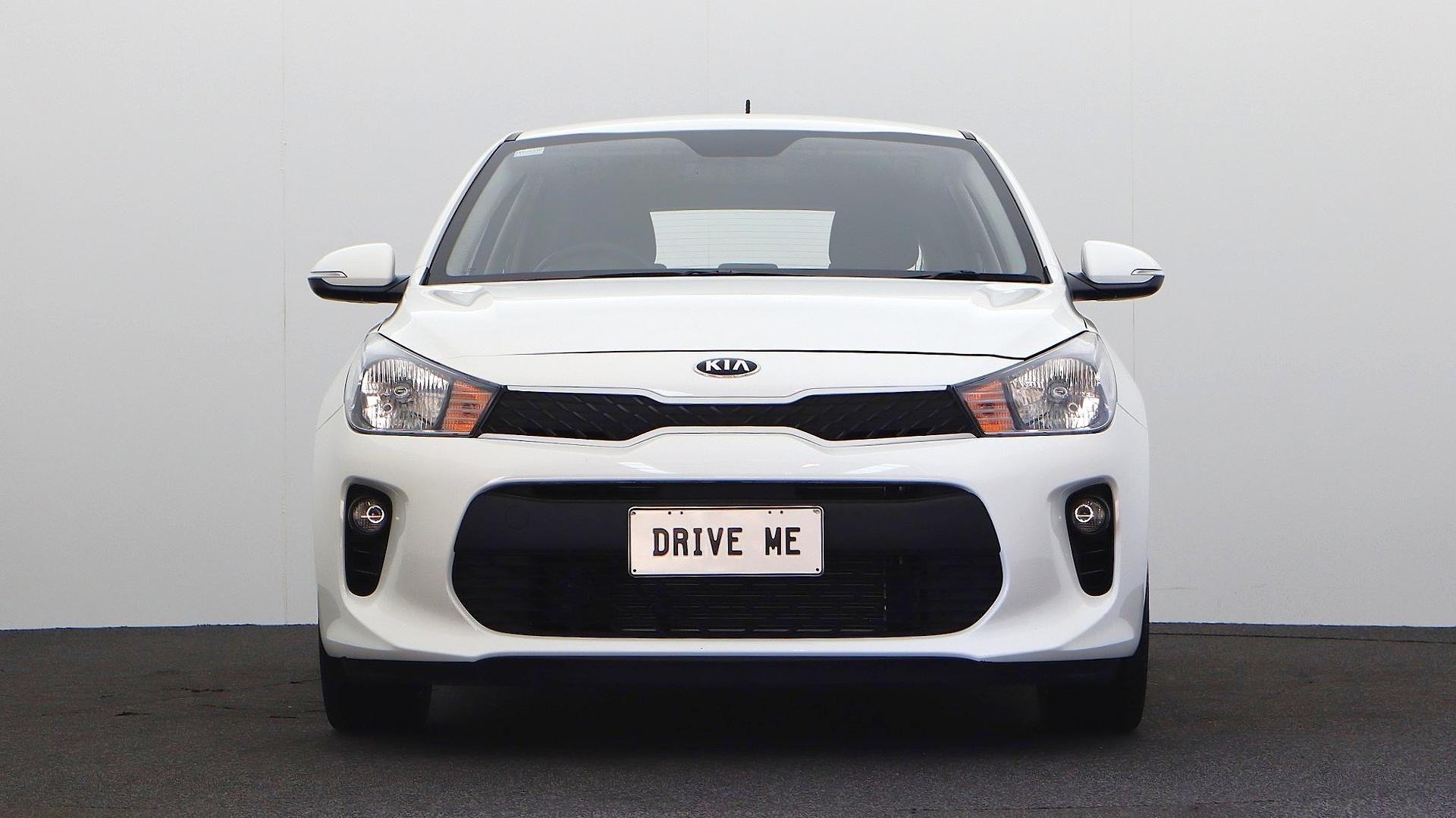 Kia Rio image 2