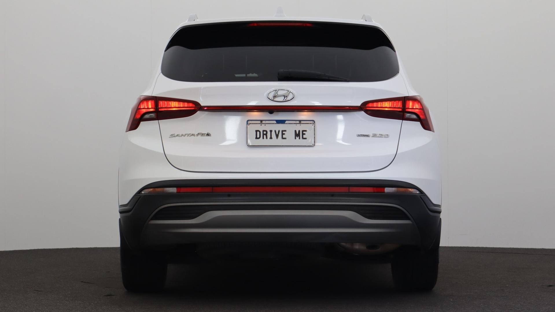 Hyundai Santa Fe image 3