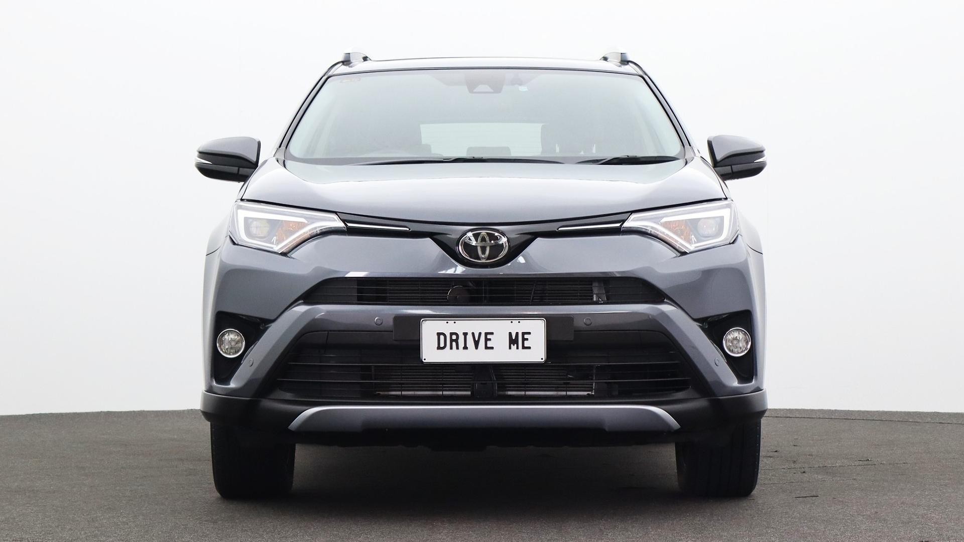 Toyota Rav4 image 2