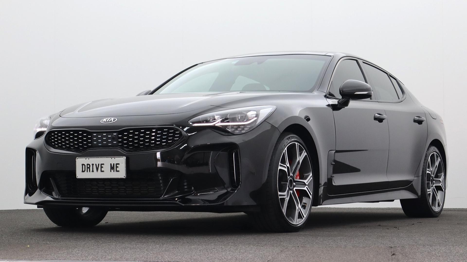 Kia Stinger image 1
